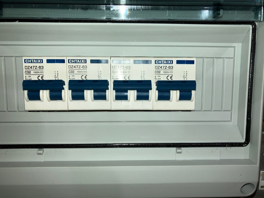 32A 2-Pole DC Breaker (1000V)