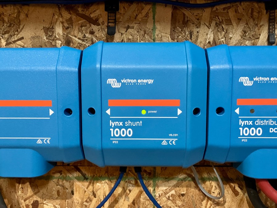 Victron Lynx Shunt VE.Can – Power Distribution System 1000 Amp
