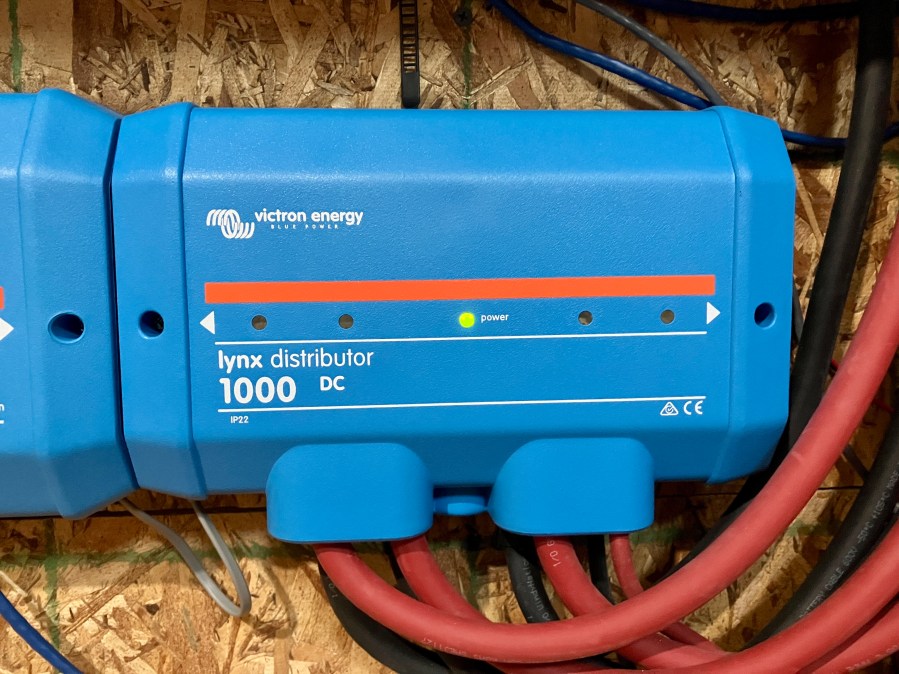Victron Lynx Distributor – Power Distribution System 1000 Amps