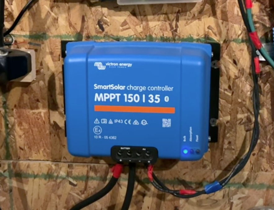 Victron Smart Solar Charge Controller 150/35