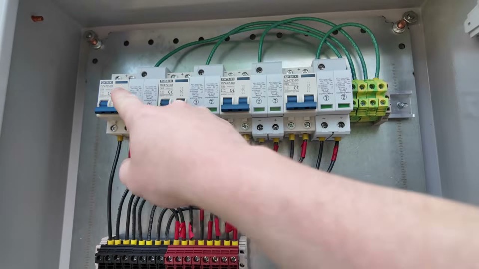 Chtaixi 25A 2-Pole DC Breaker (1000V)